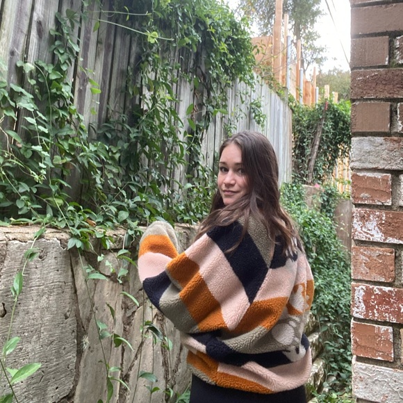 Meet your Posher, Jasmine - Picture 1 of 1